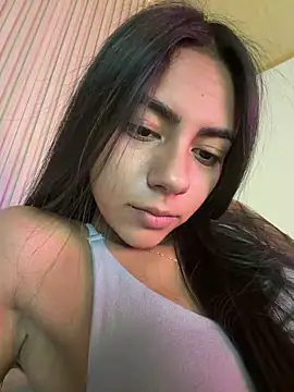 Snapshot of LilybethGray chatting on June 4, 10:58 pm LilybethGray online show from June 4, 10:58 pm