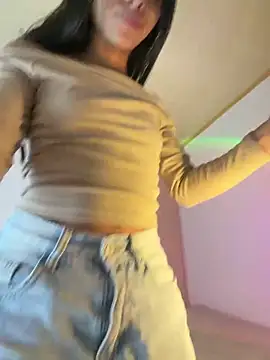 LilybethGray online show from April 12, 10:57 pm