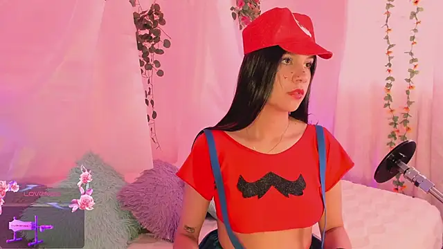 Emmiicute online show from November 24, 8:42 pm