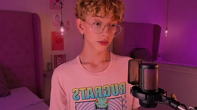 Snapshot of imDamiano chatting on October 22, 9:46 pm imDamiano online show from October 22, 9:46 pm