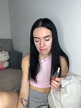 Snapshot of karrr__aaa chatting on November 21, 9:25 pm karrr aaa online show from November 21, 9:25 pm