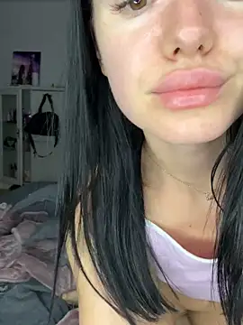 Snapshot of karrr__aaa chatting on September 16, 8:10 pm karrr aaa online show from September 16, 8:10 pm