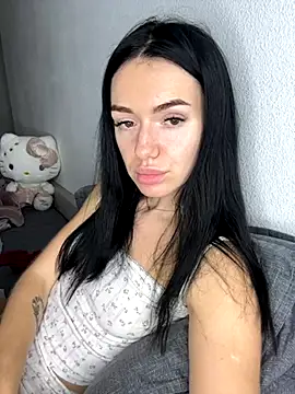 Snapshot of karrr__aaa chatting on October 11, 8:43 pm karrr aaa online show from October 11, 8:43 pm