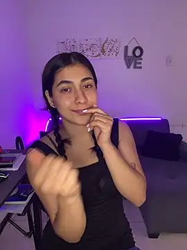 miaftmax online show from March 14, 3:29 pm