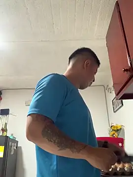 miaftmax online show from December 18, 3:49 pm