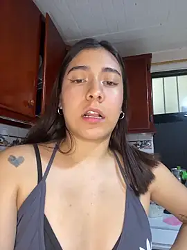 Snapshot of miaftmax chatting on June 21, 1:50 pm miaftmax online show from June 21, 1:50 pm