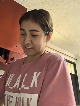 miaftmax online show from November 13, 6:34 pm