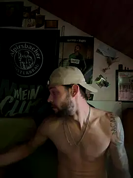 Snapshot of Mexxwell69 chatting on September 11, 11:16 pm Mexxwell69 online show from September 11, 11:16 pm