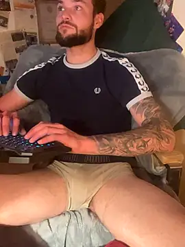 Snapshot of Mexxwell69 chatting on November 23, 9:47 pm Mexxwell69 online show from November 23, 9:47 pm