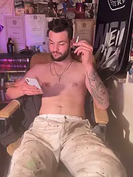 Snapshot of Mexxwell69 chatting on October 29, 7:24 pm Mexxwell69 online show from October 29, 7:24 pm