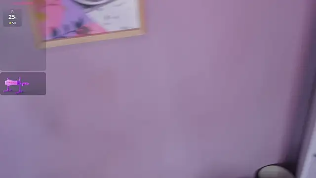 Snapshot of deva_ricci_ chatting on September 16, 2:40 pm deva ricci online show from September 16, 2:40 pm