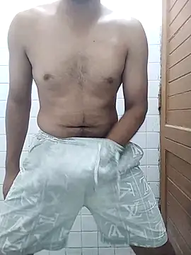 COme8989 online show from February 9, 12:14 pm