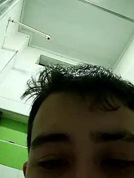 Snapshot of jefito21 chatting on September 16, 1:06 am jefito21 online show from September 16, 1:06 am