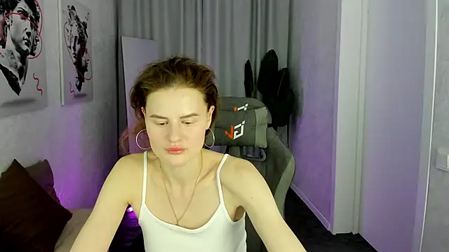 Wanda Gomez online show from May 5, 2:31 pm