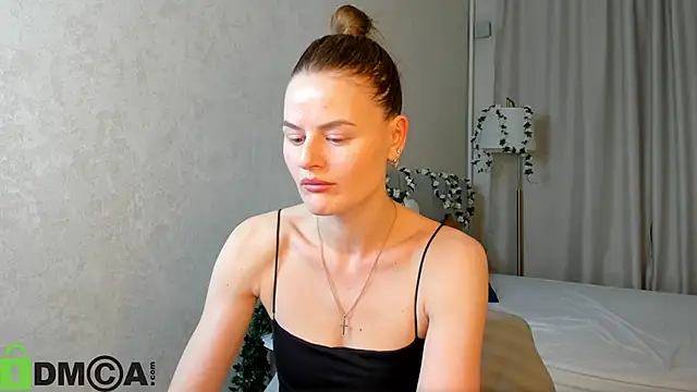 Wanda Gomez online show from March 15, 1:40 pm