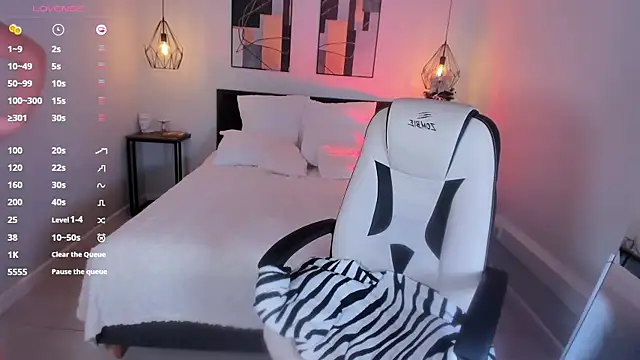 Lexi terele online show from December 14, 6:52 am