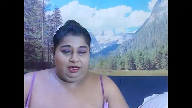 indianhoney694u online show from February 13, 5:40 am