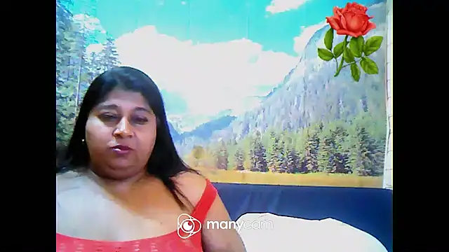 Snapshot of indianhoney694u chatting on March 1, 8:23 am indianhoney694u online show from March 1, 8:23 am