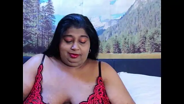 Snapshot of indianhoney694u chatting on November 14, 5:33 am indianhoney694u online show from November 14, 5:33 am