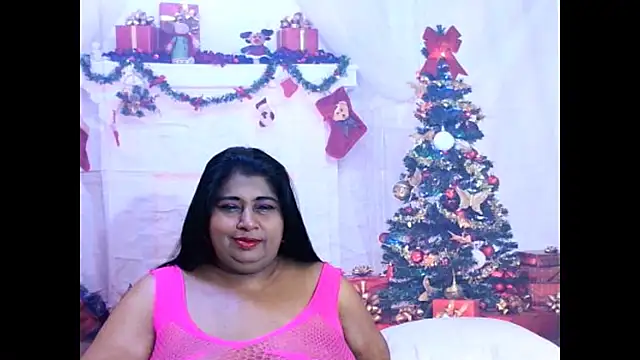 indianhoney694u online show from December 16, 5:06 pm