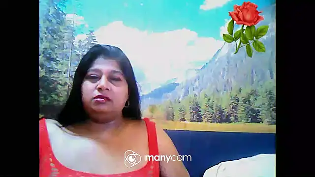 Snapshot of indianhoney694u chatting on March 1, 5:20 am indianhoney694u online show from March 1, 5:20 am