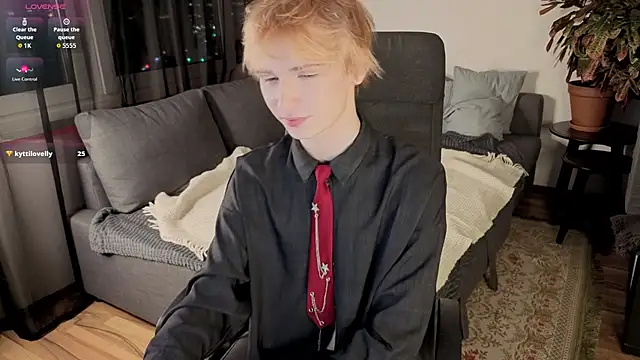 Your avatar online show from March 10, 8:13 pm