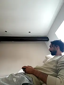 Snapshot of SergioGarcia93 chatting on September 13, 12:27 pm SergioGarcia93 online show from September 13, 12:27 pm