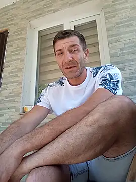 Snapshot of Alexdaniel89 chatting on June 16, 11:32 am Alexdaniel89 online show from June 16, 11:32 am