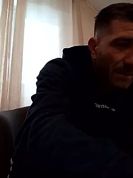 Alexdaniel89 online show from January 13, 1:37 pm