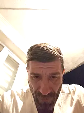 Snapshot of Alexdaniel89 chatting on May 5, 7:39 pm Alexdaniel89 online show from May 5, 7:39 pm