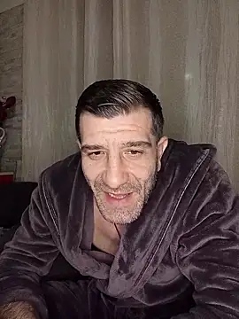 Alexdaniel89 online show from February 8, 7:00 pm