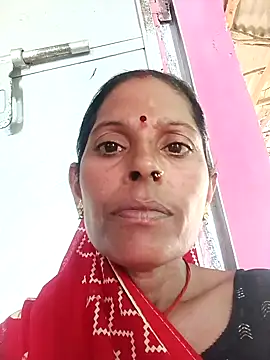 Snapshot of Suhana_pandit chatting on September 16, 10:38 am Suhana pandit online show from September 16, 10:38 am