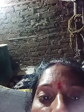 Snapshot of Suhana_pandit chatting on October 31, 10:38 pm Suhana pandit online show from October 31, 10:38 pm