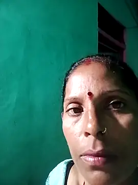 Snapshot of Suhana_pandit chatting on September 18, 10:35 pm Suhana pandit online show from September 18, 10:35 pm