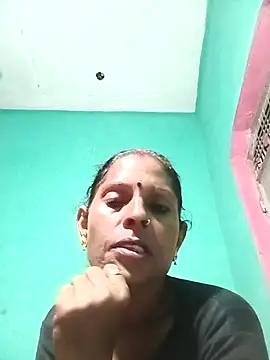 Snapshot of Suhana_pandit chatting on October 10, 9:59 pm Suhana pandit online show from October 10, 9:59 pm