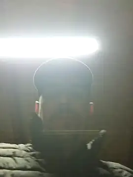 Lawrence067 online show from April 8, 6:31 pm