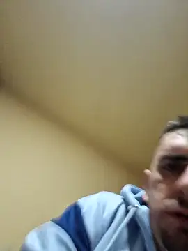 Snapshot of Lawrence067 chatting on December 17, 9:09 pm Lawrence067 online show from December 17, 9:09 pm