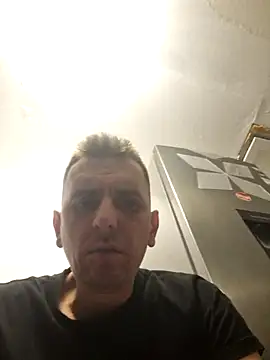 Snapshot of Lawrence067 chatting on November 2, 2:38 am Lawrence067 online show from November 2, 2:38 am