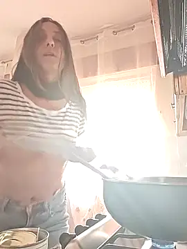 DaisyDea online show from October 28, 12:37 pm