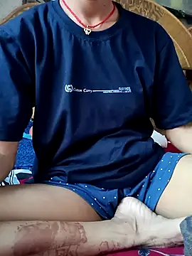 priyastrip314 online show from May 11, 7:32 am