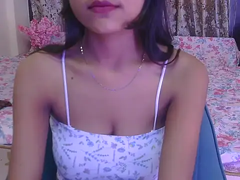 hoty-priya online show from February 14, 5:07 am