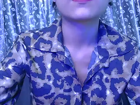 hoty-priya online show from September 25, 5:13 am