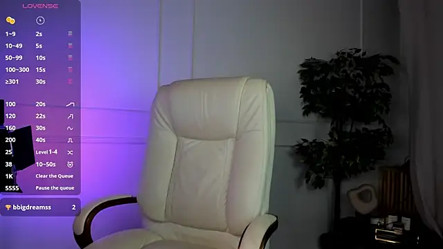 Snapshot of Blessed_Molly chatting on July 12, 6:58 am Blessed Molly online show from July 12, 6:58 am