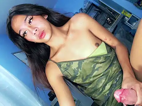 Snapshot of sweety_kyrah18 chatting on October 27, 4:08 pm sweety kyrah18 online show from October 27, 4:08 pm