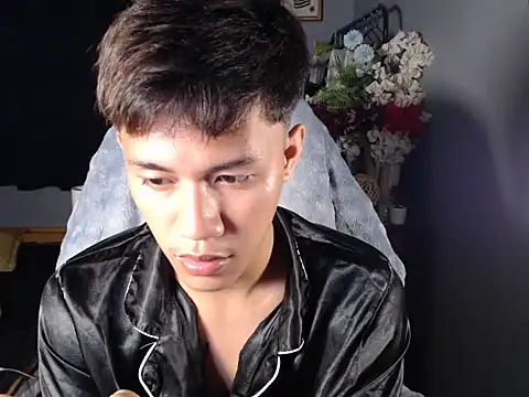 naughtyboyloy 0 online show from March 25, 3:33 pm