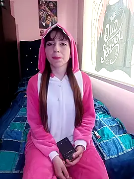 Snapshot of Sophiespenser chatting on December 16, 9:19 pm Sophiespenser online show from December 16, 9:19 pm