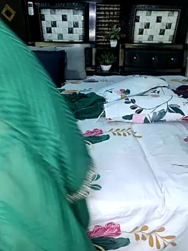 Snapshot of PRIYA_22 chatting on October 15, 12:57 pm PRIYA 22 online show from October 15, 12:57 pm
