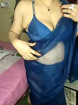 Snapshot of PRIYA_22 chatting on September 9, 7:34 pm PRIYA 22 online show from September 9, 7:34 pm