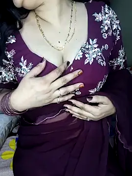 Snapshot of PRIYA_22 chatting on September 20, 11:54 pm PRIYA 22 online show from September 20, 11:54 pm