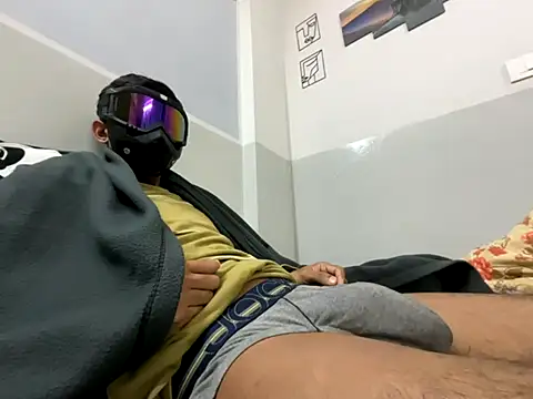 monster fuck online show from November 11, 11:20 pm